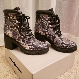 Marc Fisher Lug Boot Kini 2 Snakeskin Size 8 NWT